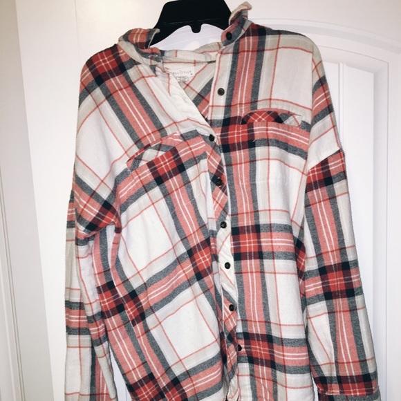 ❌❌SOLD! 100% COTTON PLAID TOP - Picture 2 of 4